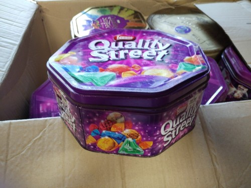 Quality street tins - street, 1