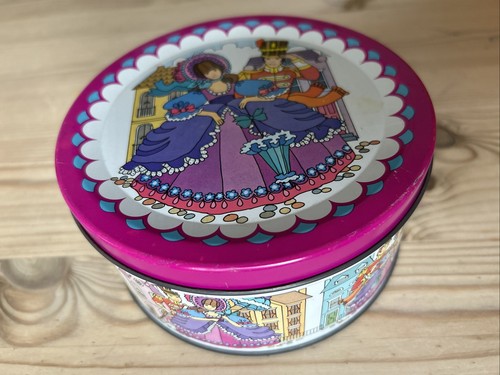 Quality street vintage tin 60s - vintage,